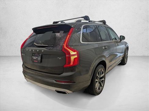 Used 2018 Volvo XC90 T6 Momentum w/ Convenience Package image 5