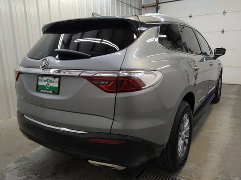 Used 2023 Buick Enclave Essence FWD image 9