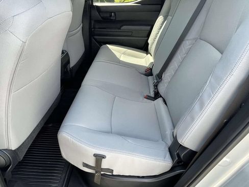Used 2025 Toyota Tacoma SR5 RWD image 11