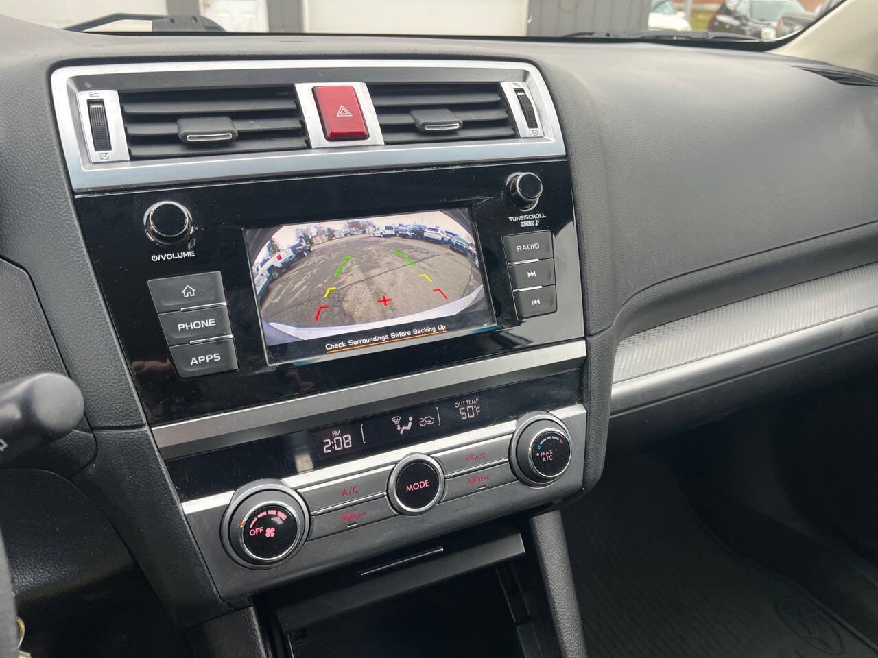 Used 2018 Subaru Outback 2.5i AWD/4WD image 11