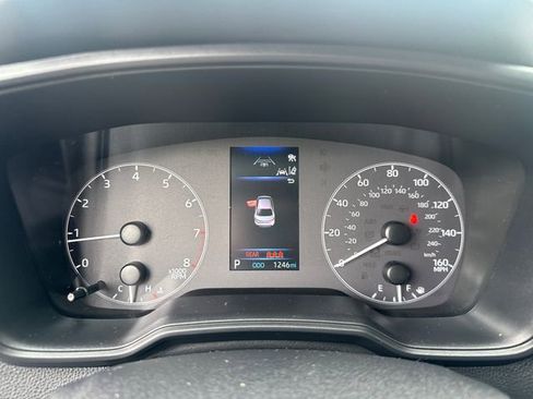 Certified 2025 Toyota Corolla SE image 31