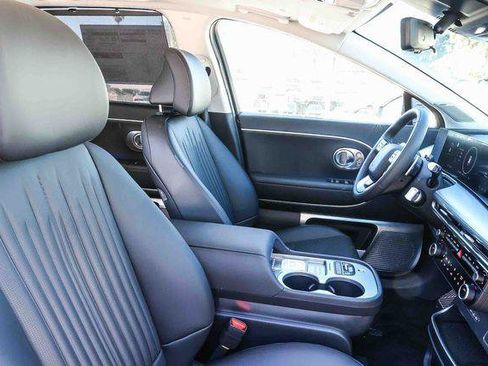 New 2026 Hyundai Ioniq 9 Calligraphy image 18