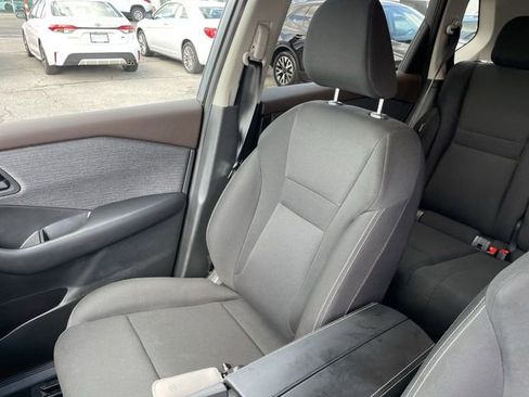 Used 2023 Nissan Rogue S AWD/4WD image 23