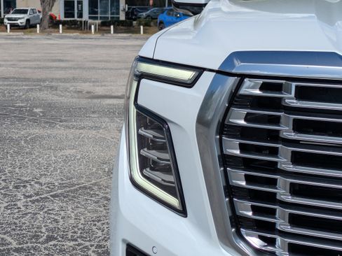 New 2026 GMC Yukon Denali image 10
