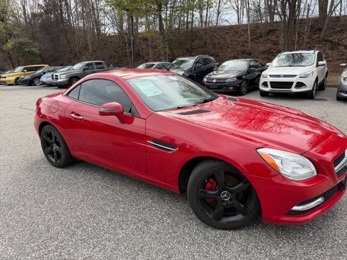 Used 2013 Mercedes-Benz SLK 250 w/ Premium I Pkg image 22