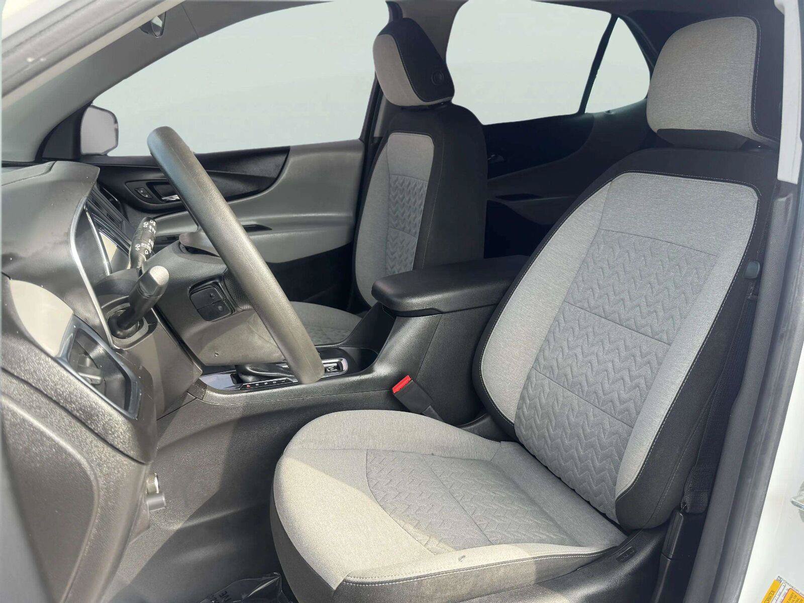 Used 2023 Chevrolet Equinox LS w/ LS Convenience Package FWD image 20