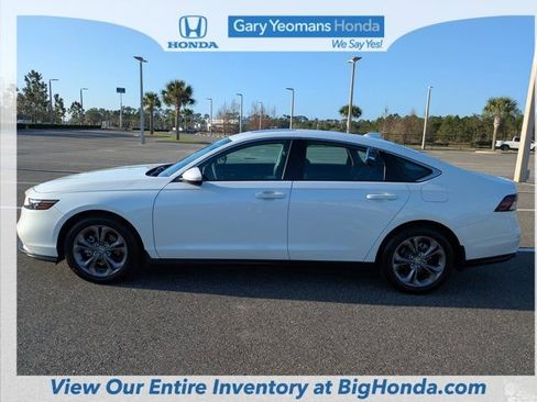 Used 2024 Honda Accord EX image 10