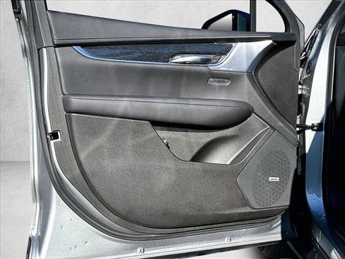 Used 2024 Cadillac XT5 Premium Luxury image 18