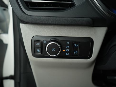 Used 2023 Ford Escape SE w/ Class II Trailer Tow Package image 31