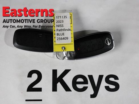 Used 2023 Nissan Pathfinder SV w/ SV Premium Package AWD/4WD image 25