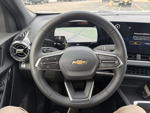 New 2026 Chevrolet Equinox LT w/ Convenience Package II image 14