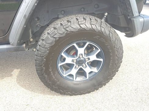 Used 2019 Jeep Wrangler Unlimited Rubicon AWD/4WD image 8