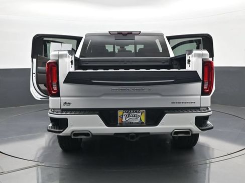 Used 2022 GMC Sierra 1500 Denali w/ Denali Reserve Package AWD/4WD image 32