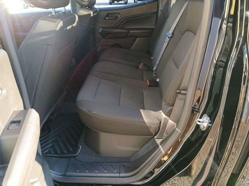 Used 2024 Chevrolet Colorado Trail Boss image 14