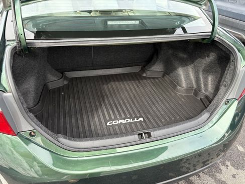 Used 2016 Toyota Corolla LE image 8