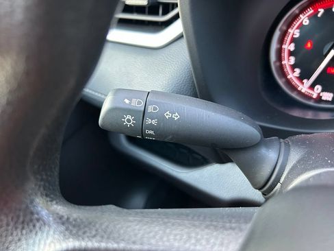 Certified 2025 Toyota RAV4 LE FWD image 22