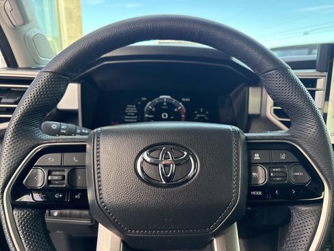 Used 2024 Toyota Tundra Limited image 25