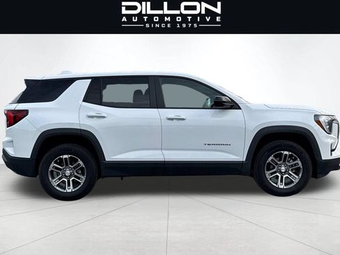 Used 2026 GMC Terrain Elevation AWD/4WD image 3