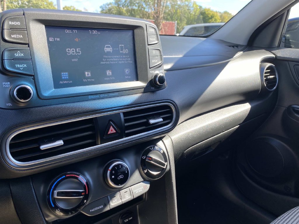 Used 2021 Hyundai Kona SEL AWD/4WD image 29