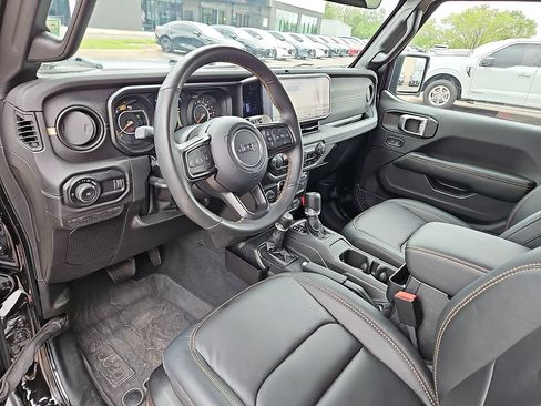 Used 2024 Jeep Wrangler Unlimited Rubicon 392 AWD/4WD image 16