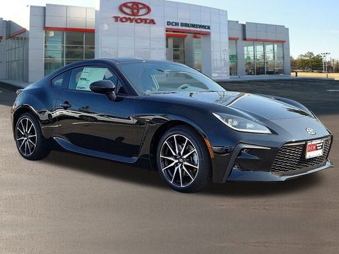 New 2025 Toyota GR86 image 2