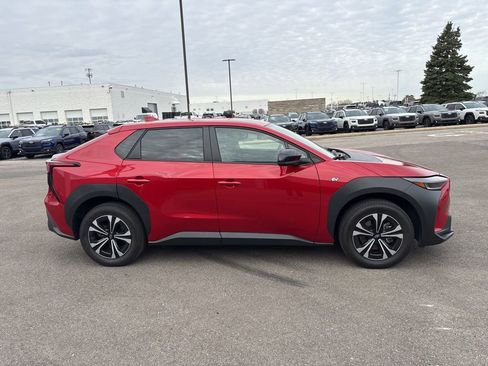 Used 2023 Subaru Solterra AWD image 2