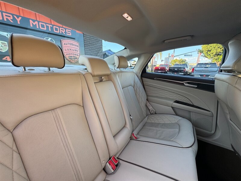 Used 2018 Ford Fusion Platinum FWD image 37