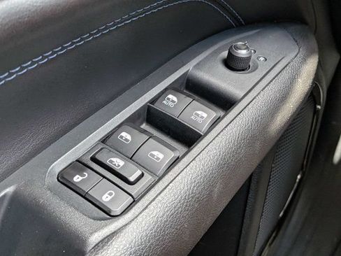 Certified 2025 Jeep Compass Latitude w/ Convenience Group AWD/4WD image 22