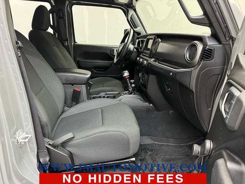 Used 2022 Jeep Wrangler Unlimited Sport image 21