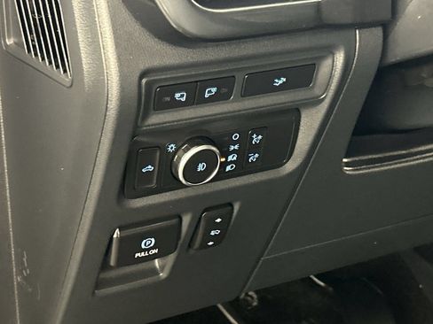 Used 2022 Ford F150 XLT w/ Equipment Group 302A High AWD/4WD image 13