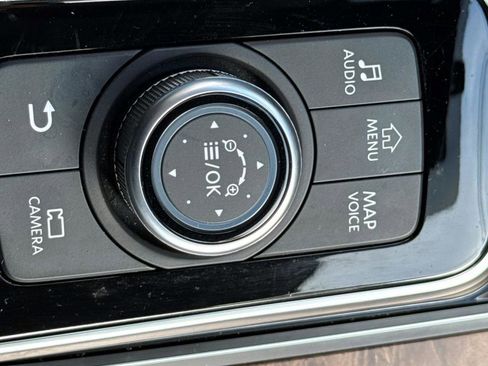 Used 2024 Nissan Armada SL w/ Cargo Package image 29