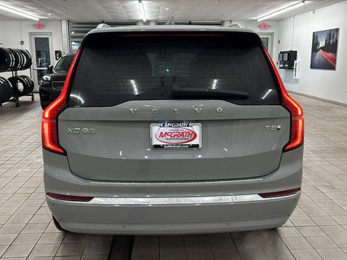 New 2026 Volvo XC90 T8 Plus w/ Protection Package Premier image 6