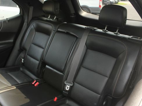 Used 2018 Chevrolet Equinox Premier AWD/4WD image 17