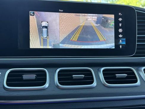 Used 2020 Mercedes-Benz GLE 350 4MATIC image 29