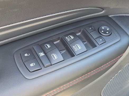 Used 2025 Dodge Durango GT w/ Blacktop Package AWD/4WD image 25