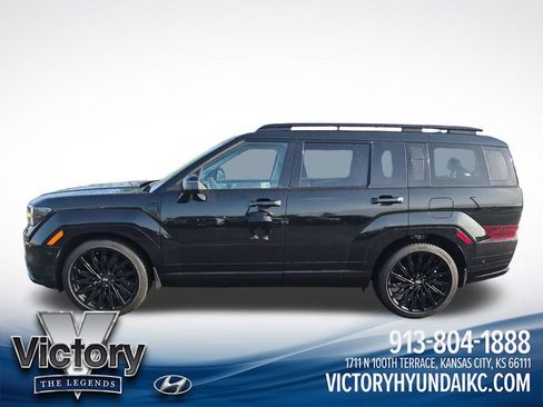Used 2024 Hyundai Santa Fe Calligraphy FWD image 2