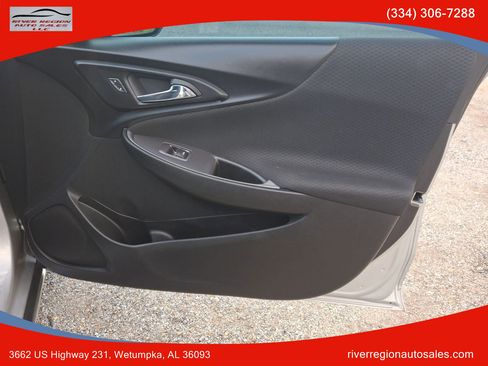 Used 2020 Chevrolet Malibu RS w/ LPO, Convenience Package 1 image 10