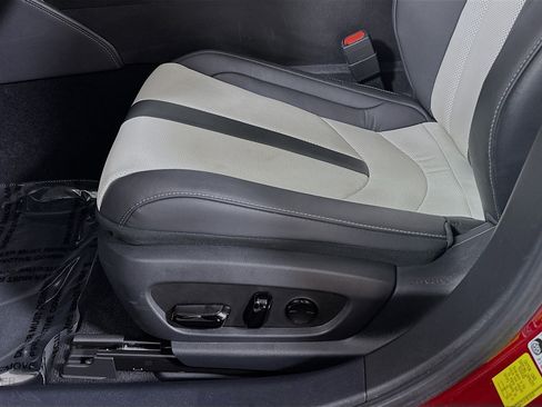 Certified 2025 Lexus ES 350 F Sport image 18