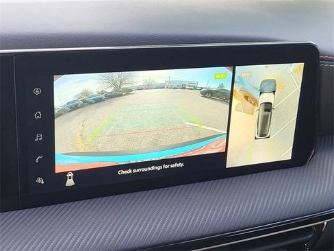 Certified 2025 Nissan Kicks SR image 17