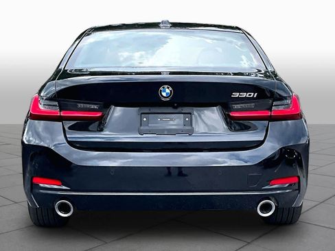 Certified 2025 BMW 330i Sedan RWD image 5