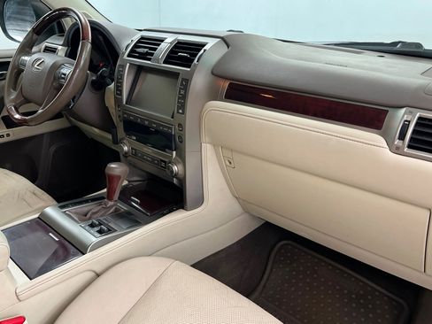 Used 2016 Lexus GX 460 w/ Premium Package AWD/4WD image 25