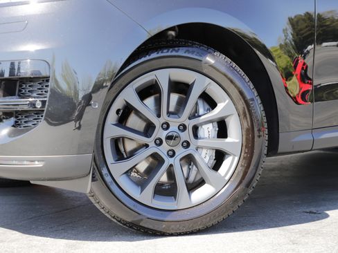 New 2026 Land Rover Range Rover Sport SE AWD/4WD image 2
