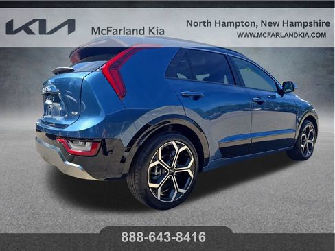 Used 2025 Kia Niro SX Touring FWD image 6