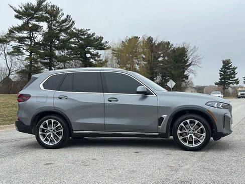 Certified 2024 BMW X5 xDrive40i w/ Premium Package AWD/4WD image 10