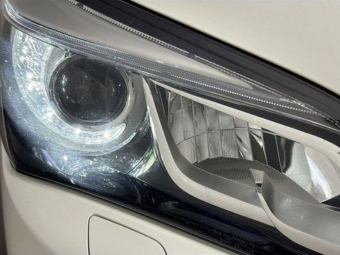 Used 2017 INFINITI QX80 2WD w/ Deluxe Technology Package image 42