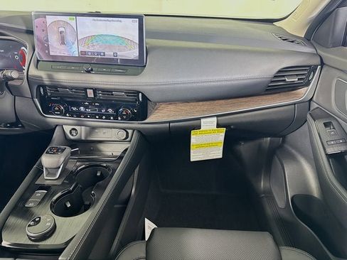 New 2026 Nissan Rogue Platinum w/ Platinum Premium Package image 26