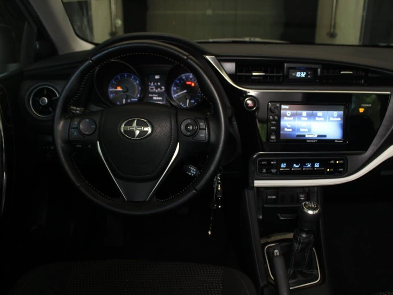 Used 2016 Scion iM FWD image 18