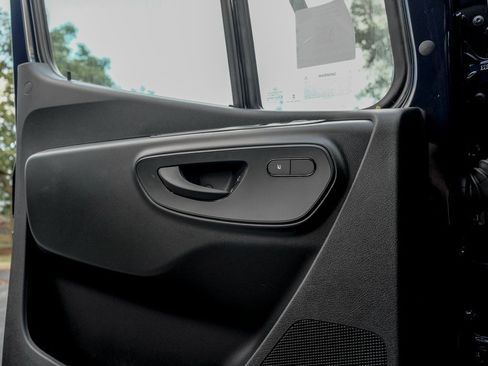 New 2026 Mercedes-Benz Sprinter 2500 image 12