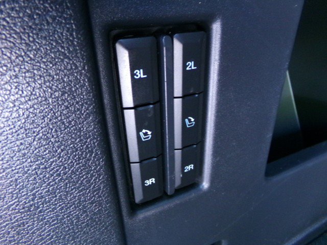 Used 2024 Ford Expedition Limited AWD/4WD image 31
