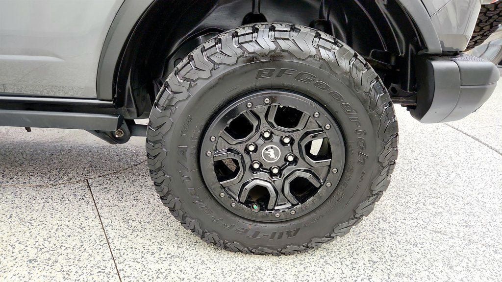 Used 2023 Ford Bronco Badlands AWD/4WD image 9